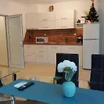 Sunny Houm * نيسيبار
